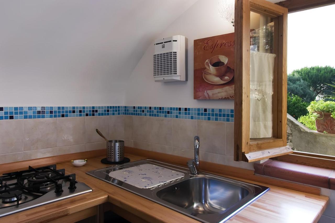 Orchid Corner Guesthouse Мета Экстерьер фото