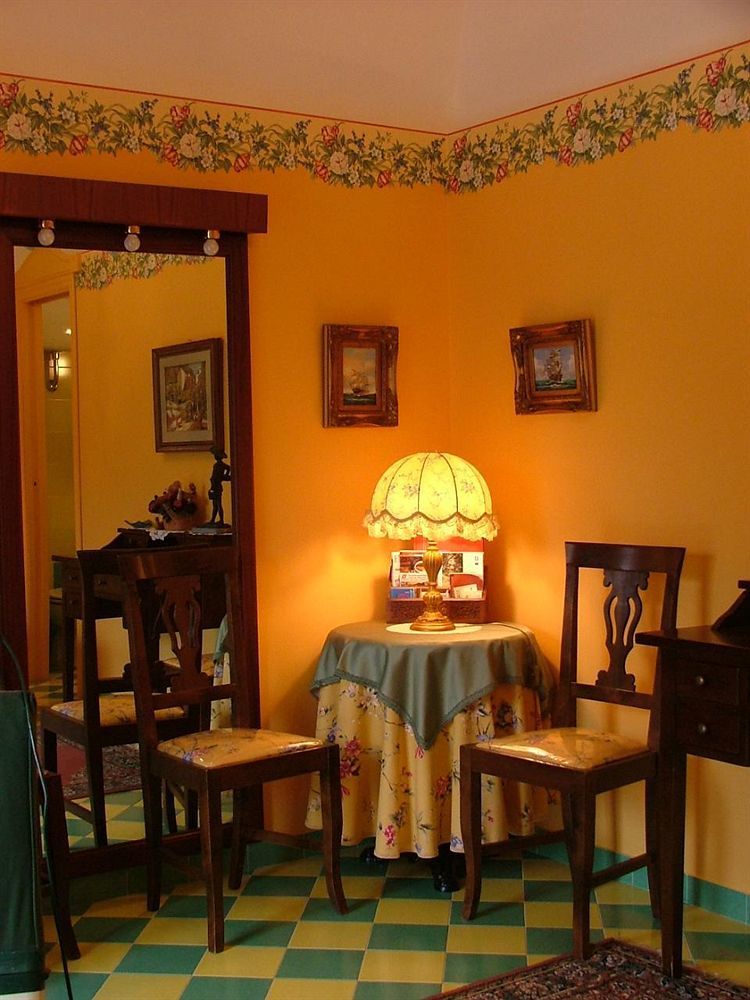 Orchid Corner Guesthouse Мета Экстерьер фото